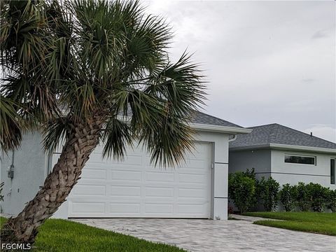 Tiny photo for 3027 SW 16th Place, Cape Coral, FL 33914 (MLS # 2026014700)