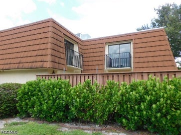 5235 Cedarbend Drive 4 Fort Myers FL 33919