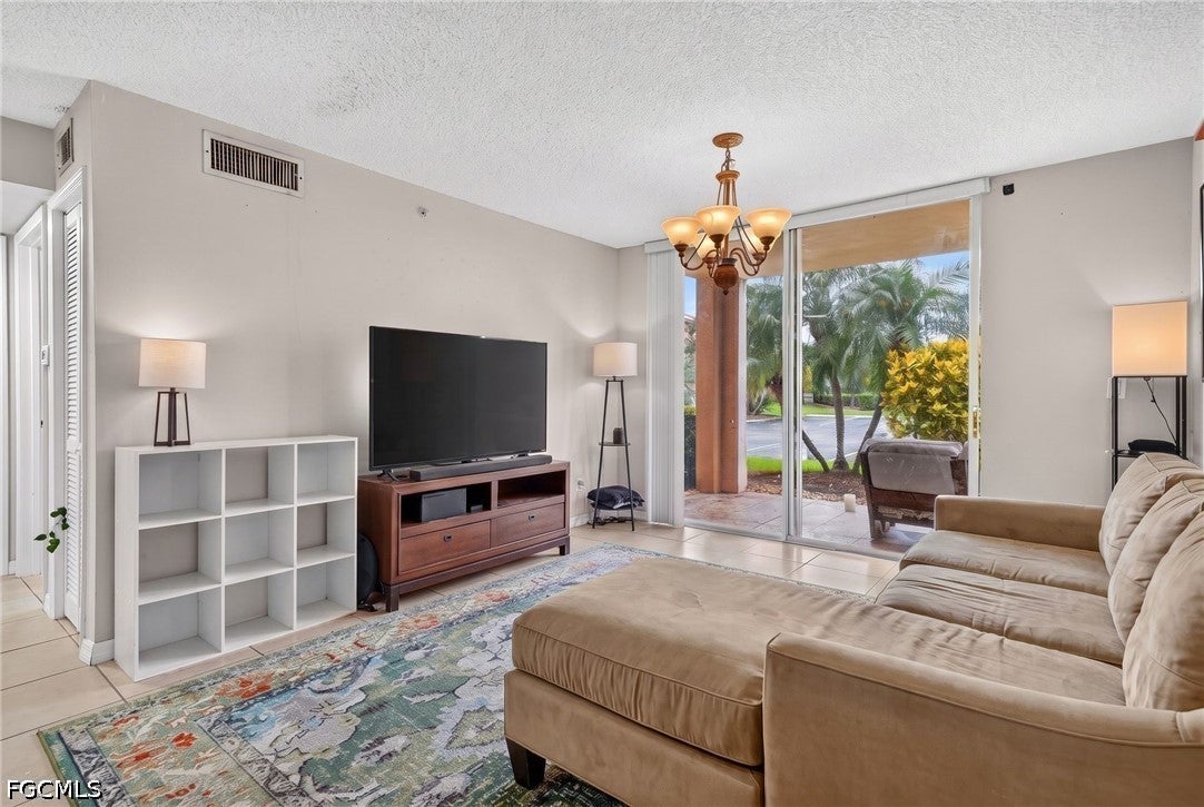 1240 Wildwood Lakes Boulevard 101