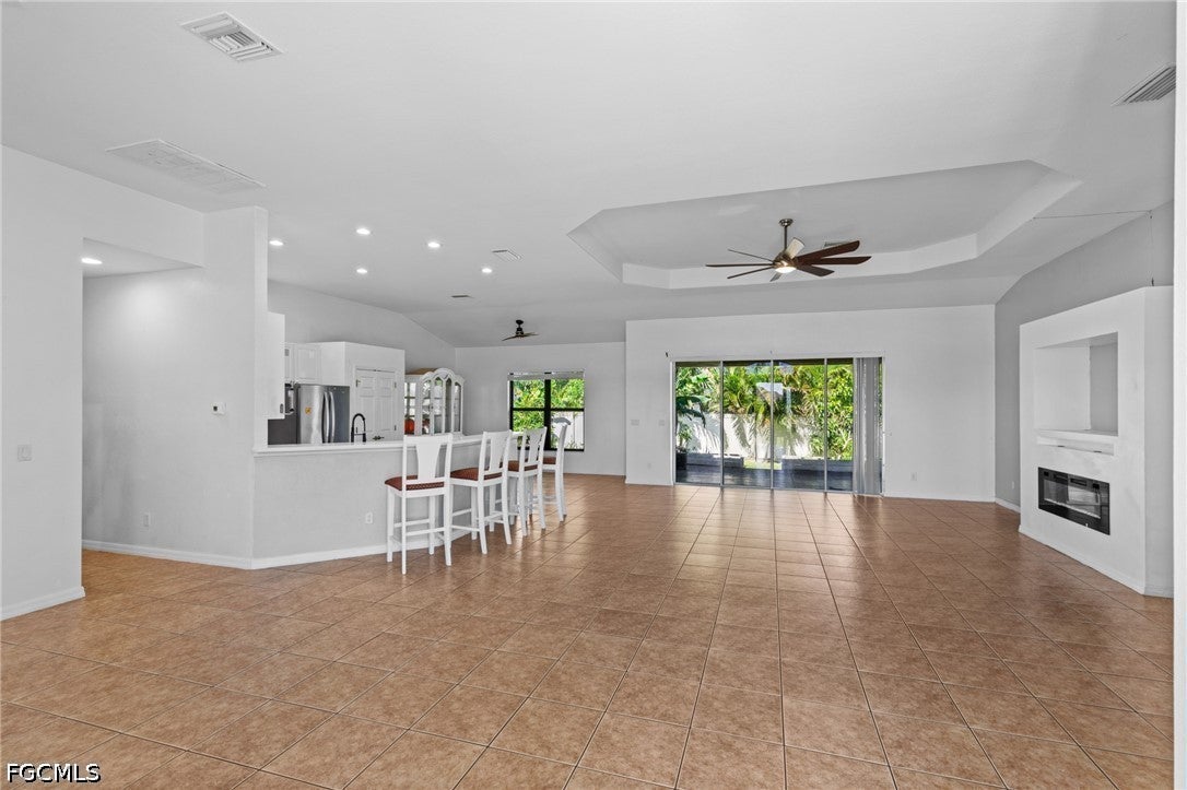 1012 NW 33rd Place