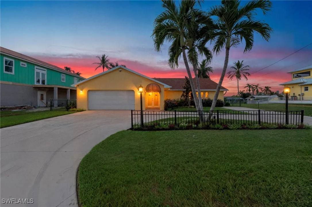 Bonita Springs, Florida, 34134, United States, 3 Bedrooms Bedrooms, ,2 BathroomsBathrooms,Residential,Active,1953336
