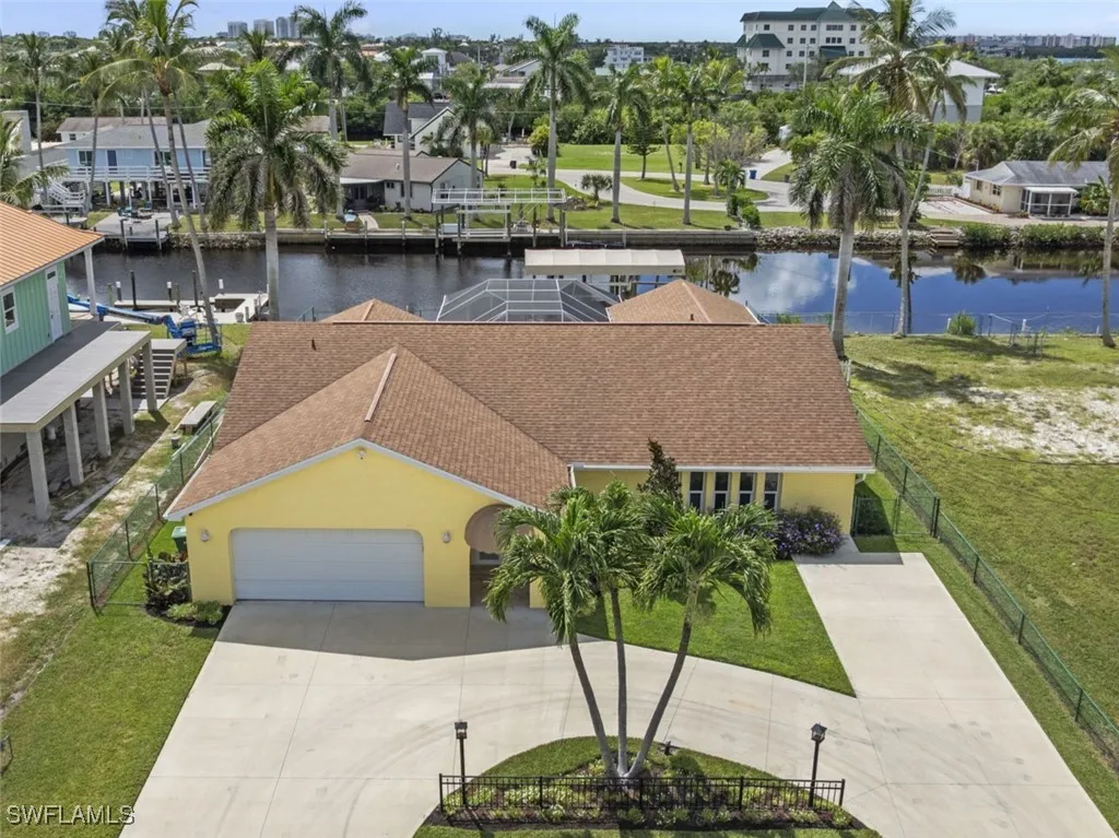 Bonita Springs, Florida 34134, United States, 3 Bedrooms Bedrooms, ,2 BathroomsBathrooms,Residential,Active,220263