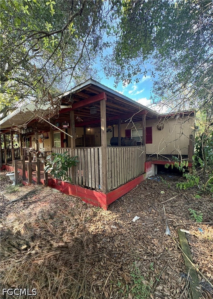 175 N Quebrada Street