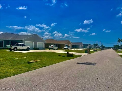 3605 SW 8th Place Cape Coral FL 33914