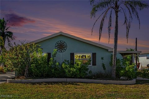 2753 N Ibis Court St James City FL 33956