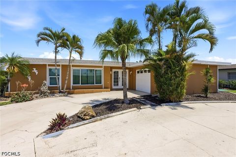 Tiny photo for 3105 SE 18th Avenue, Cape Coral, FL 33904 (MLS # 2026020286)