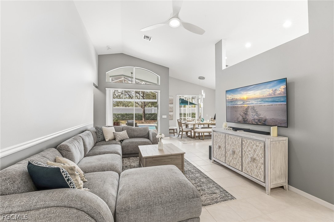 9004 Springview Loop