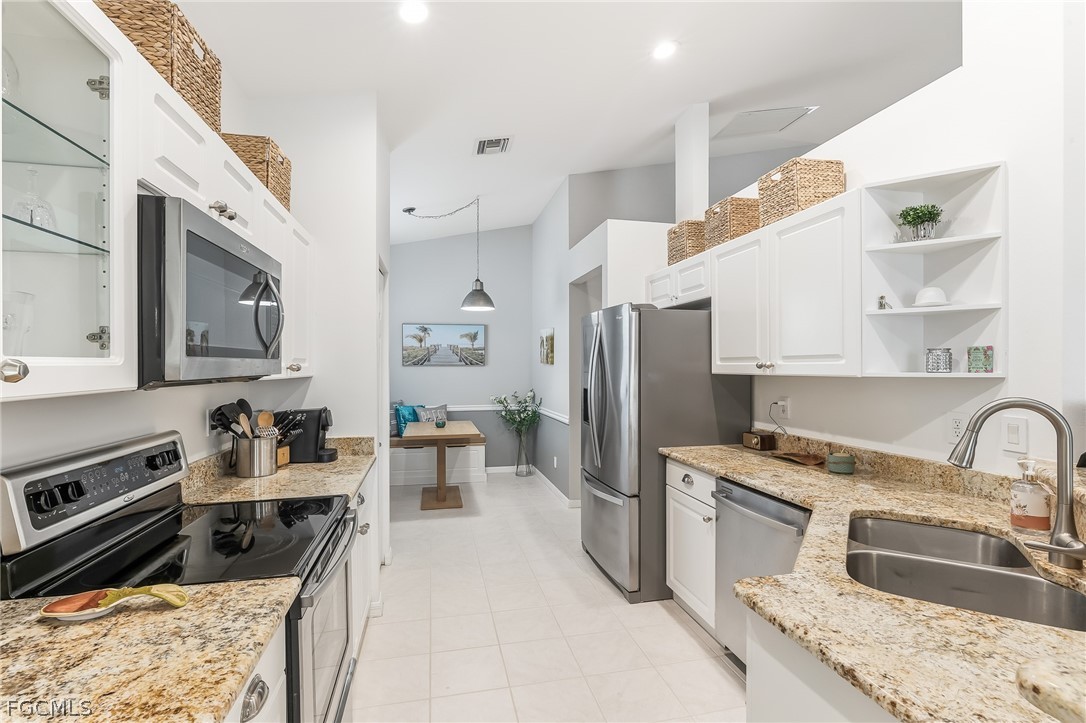 9004 Springview Loop