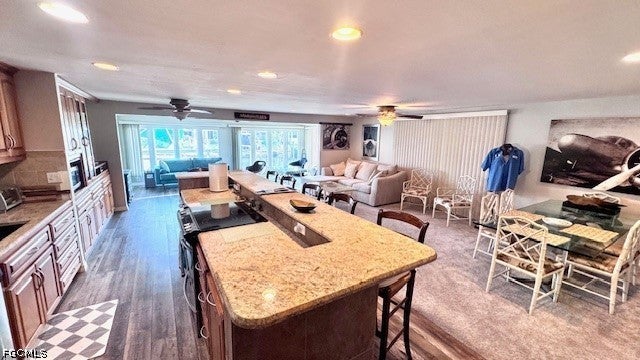 5545 Sir Walter Way