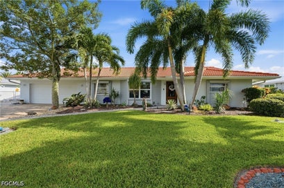 1028 Edgemere Drive Fort Myers FL 33919