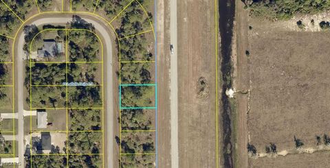 8023, 8025 Rolling Circle Clewiston FL 33440
