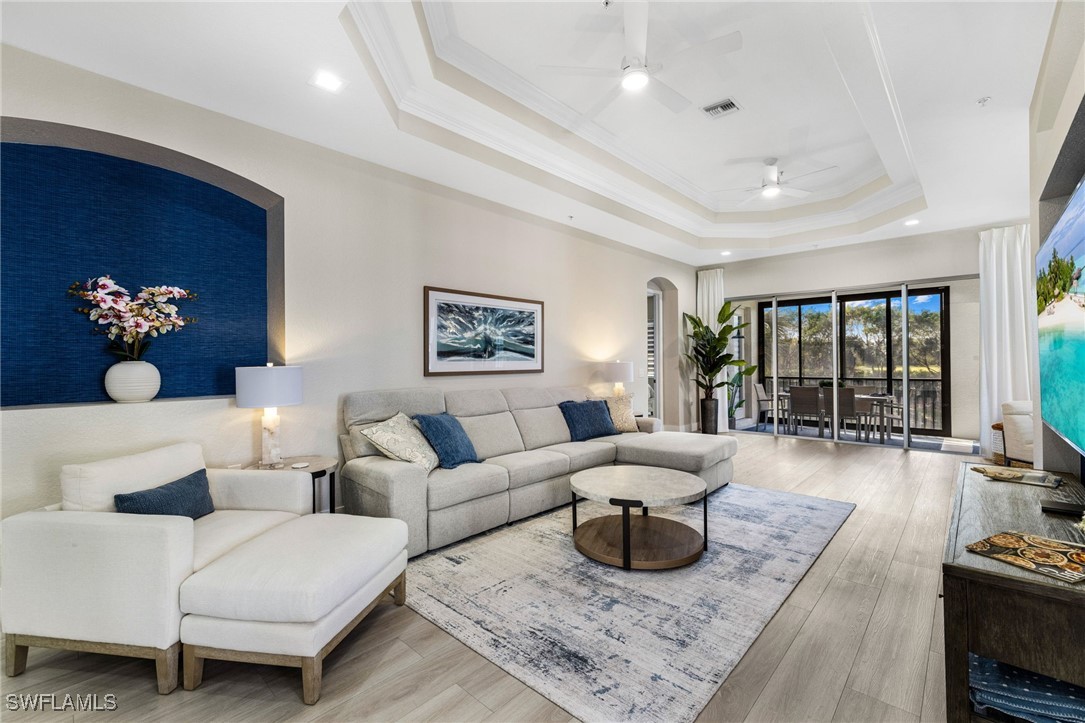 10090 Valiant Court 202