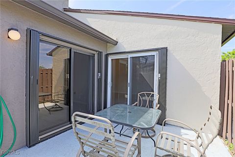 Tiny photo for 12961 Sandpoint Court, Fort Myers, FL 33919 (MLS # 2025000501)