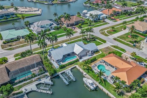 A home in MARCO ISLAND