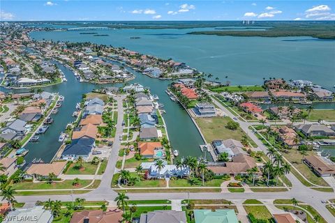 A home in MARCO ISLAND