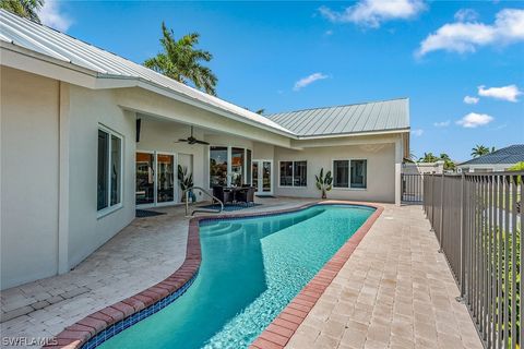 A home in MARCO ISLAND