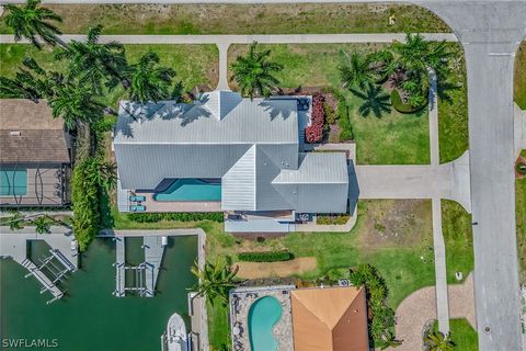 A home in MARCO ISLAND