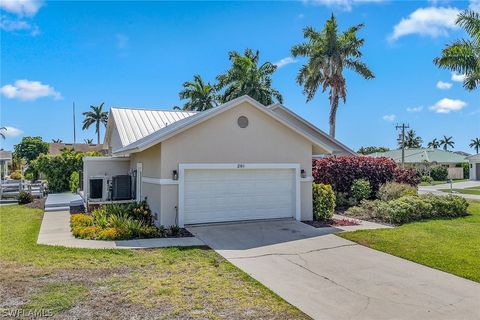 A home in MARCO ISLAND