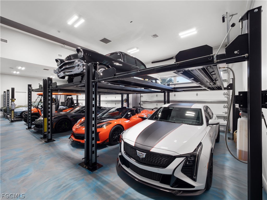 1912 SE 33rd Terrace