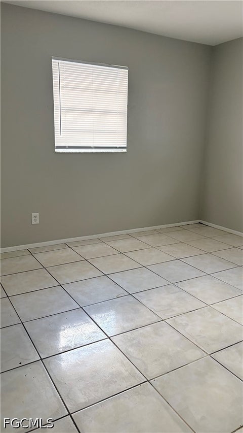 Tiny photo for 464 Carolina Avenue, Fort Myers, FL 33905 (MLS # 2026039604)