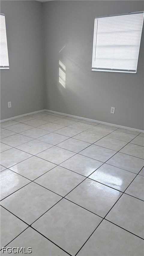 Tiny photo for 464 Carolina Avenue, Fort Myers, FL 33905 (MLS # 2026039604)