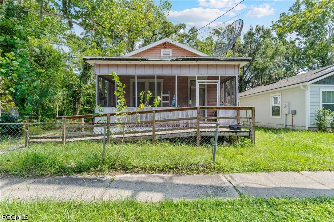 Photo 1 of 23 — 1843 W 26th Street, Jacksonville, FL 32209