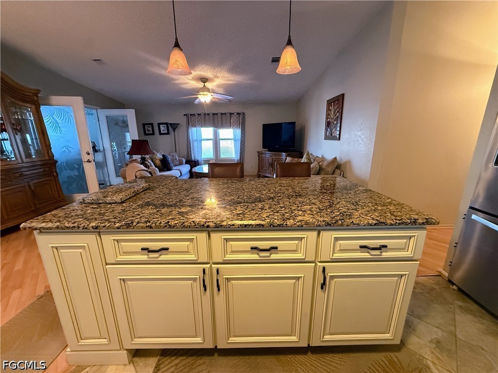 54 Oceans Boulevard 54