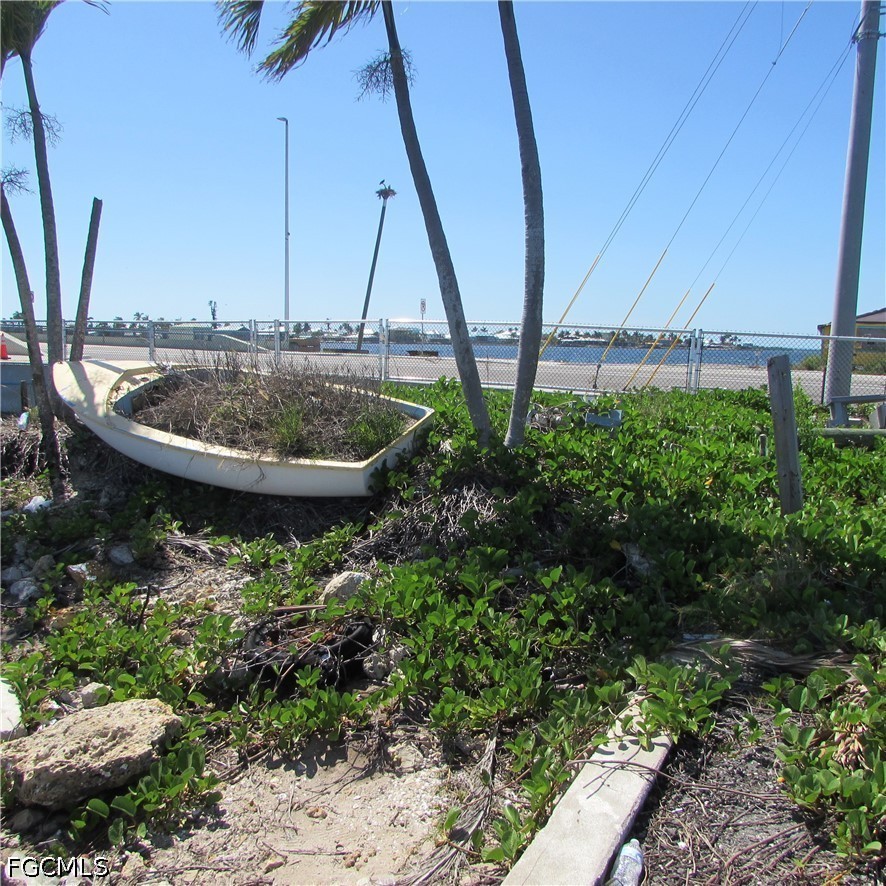 4331 Pine Island Road NW