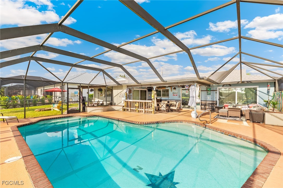 3502 SE 18th Place