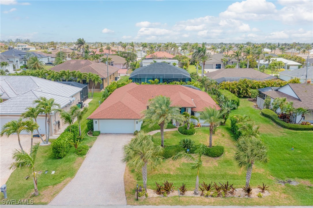 4905 SW 27th Place