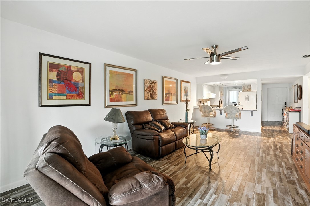 2231 E 5th Street 207