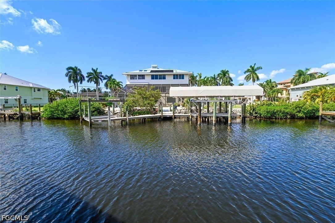 17911 Grey Heron Court