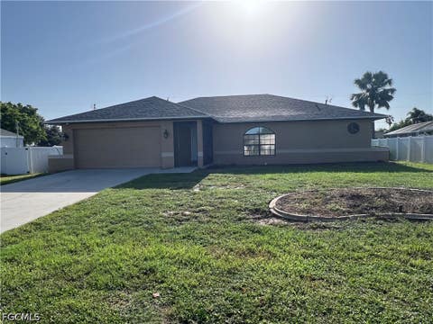 Photo of 3709 SW 7th Avenue, Cape Coral, FL 33914 (MLS # 2026035005)