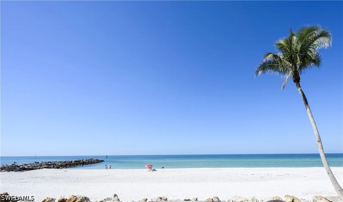 2316 Gulf Shore Boulevard N Unit 411, Naples, FL, 34103, US, 2 Bedrooms Bedrooms, ,3 BathroomsBathrooms,Residential,Active,2316 Gulf Shore Boulevard N Unit 411,226022557