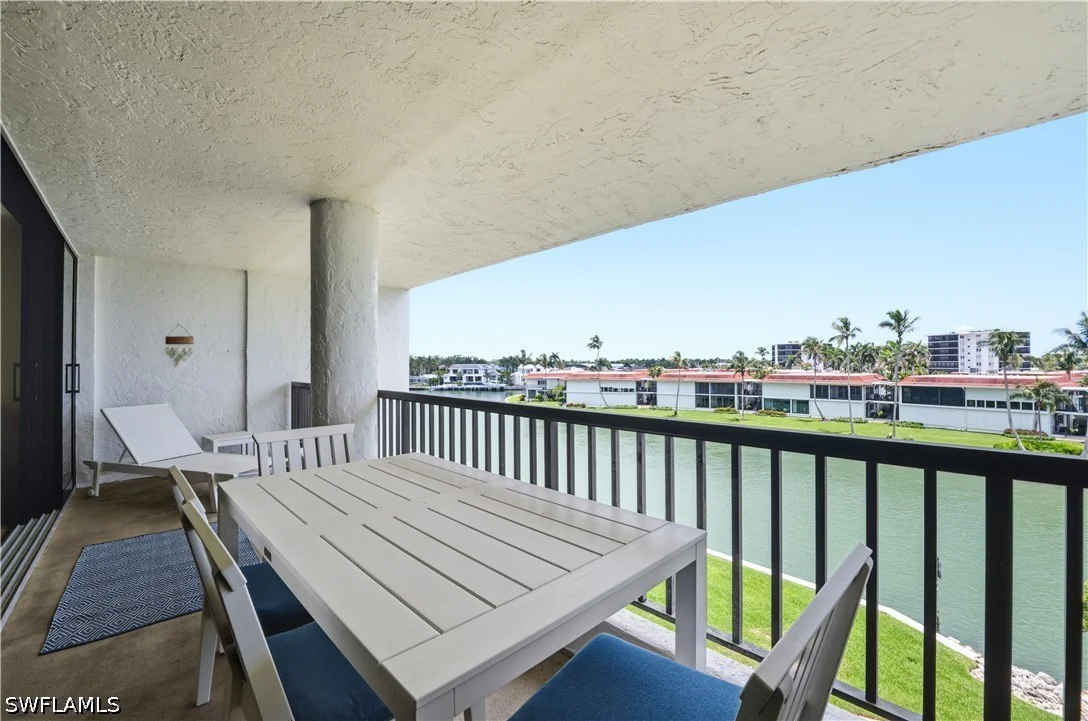 2316 Gulf Shore Boulevard N Unit 411, Naples, FL, 34103, US, 2 Bedrooms Bedrooms, ,3 BathroomsBathrooms,Residential,Active,2316 Gulf Shore Boulevard N Unit 411,226022557