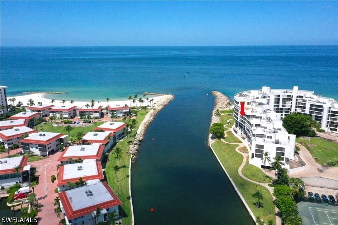 2316 Gulf Shore Boulevard N Unit 411, Naples, FL, 34103, US, 2 Bedrooms Bedrooms, ,3 BathroomsBathrooms,Residential,Active,2316 Gulf Shore Boulevard N Unit 411,226022557