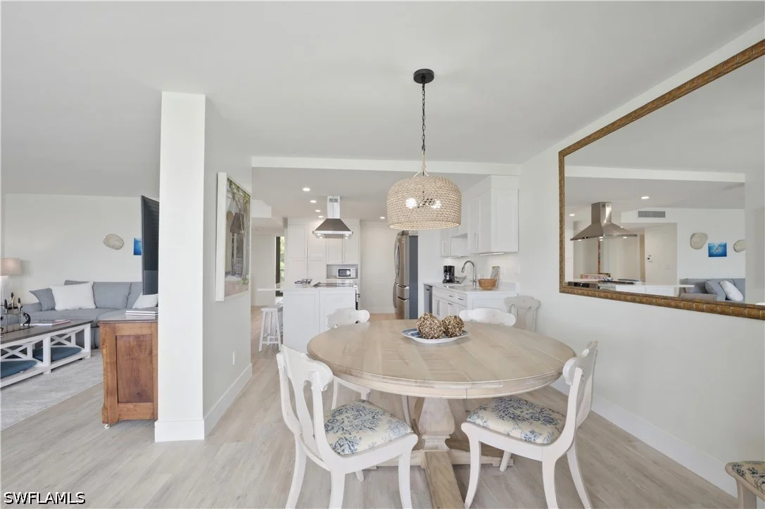 2316 Gulf Shore Boulevard N Unit 411, Naples, FL, 34103, US, 2 Bedrooms Bedrooms, ,3 BathroomsBathrooms,Residential,Active,2316 Gulf Shore Boulevard N Unit 411,226022557