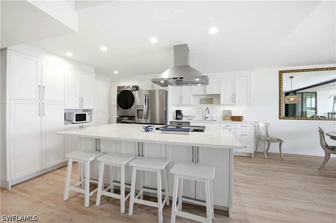 2316 Gulf Shore Boulevard N Unit 411, Naples, FL, 34103, US, 2 Bedrooms Bedrooms, ,3 BathroomsBathrooms,Residential,Active,2316 Gulf Shore Boulevard N Unit 411,226022557