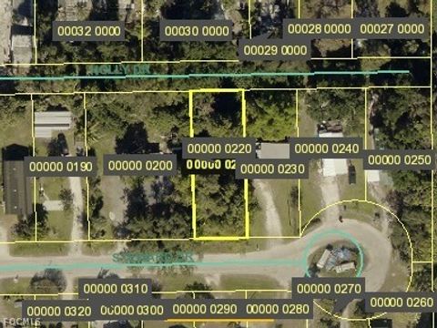 4987 Steward Drive Fort Myers FL 33905