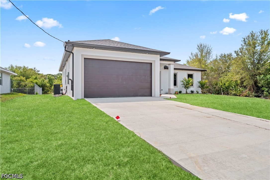 2705 Darlene Place