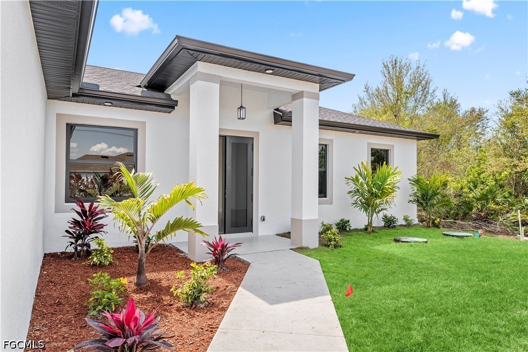 2705 Darlene Place
