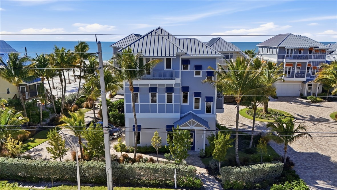 5230 Estero Boulevard 6