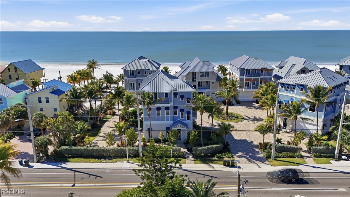 5230 Estero Boulevard 6