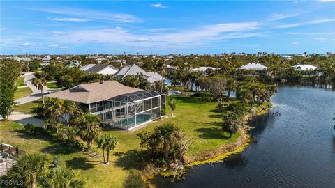 673 E Rocks Drive Sanibel FL 33957