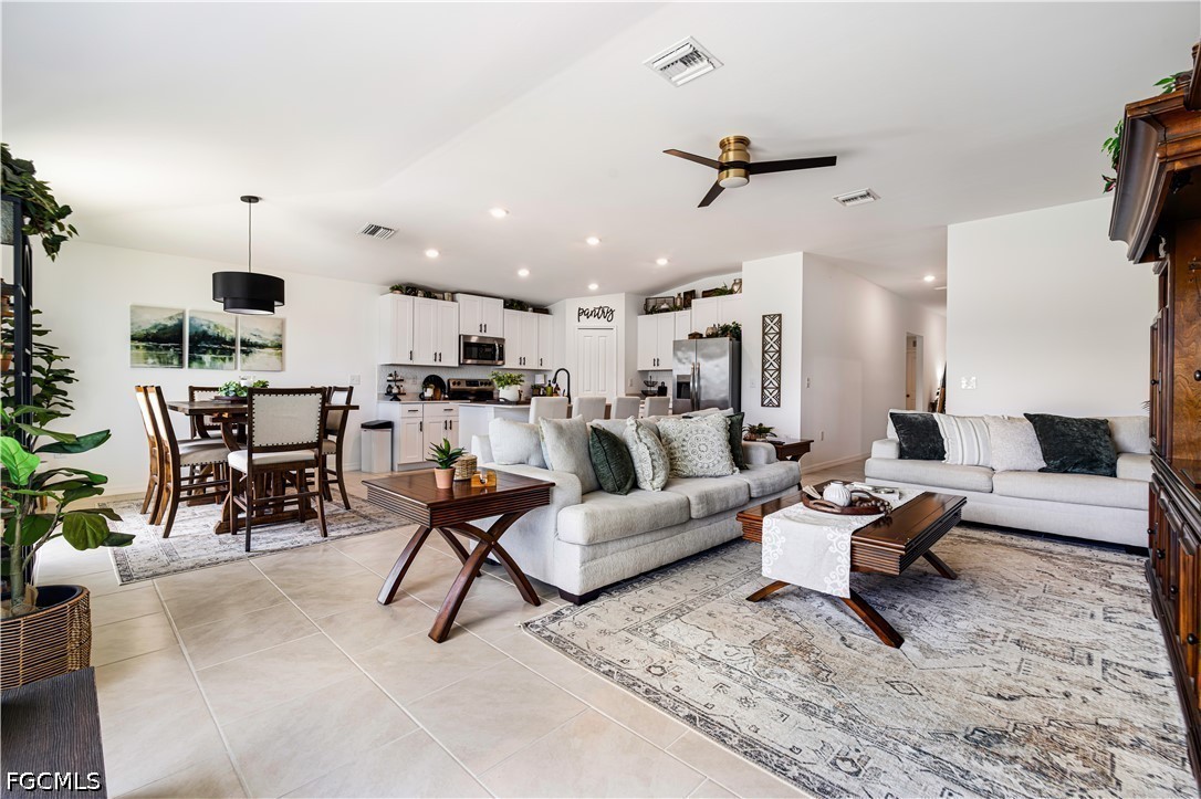 4094 San Clemente Court