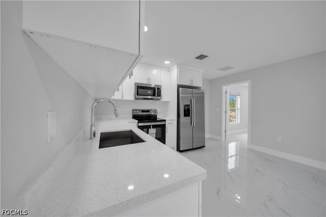 3302 39th Street W