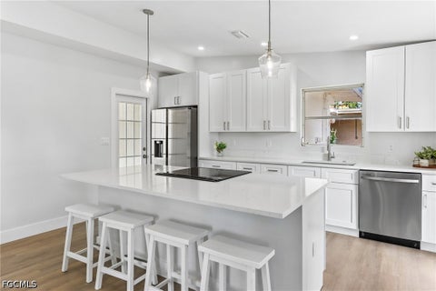 Tiny photo for 2124 Sunrise Boulevard, Fort Myers, FL 33907 (MLS # 2026039478)