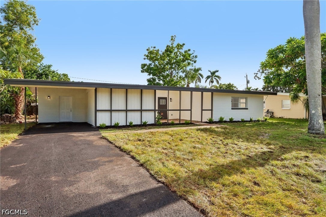 2124 Sunrise Boulevard