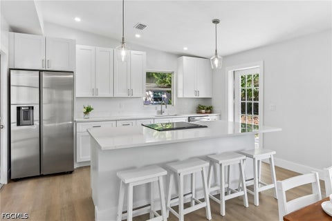 Tiny photo for 2124 Sunrise Boulevard, Fort Myers, FL 33907 (MLS # 2026039478)