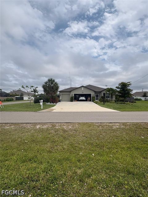 317 SW 26th Avenue Cape Coral FL 33991